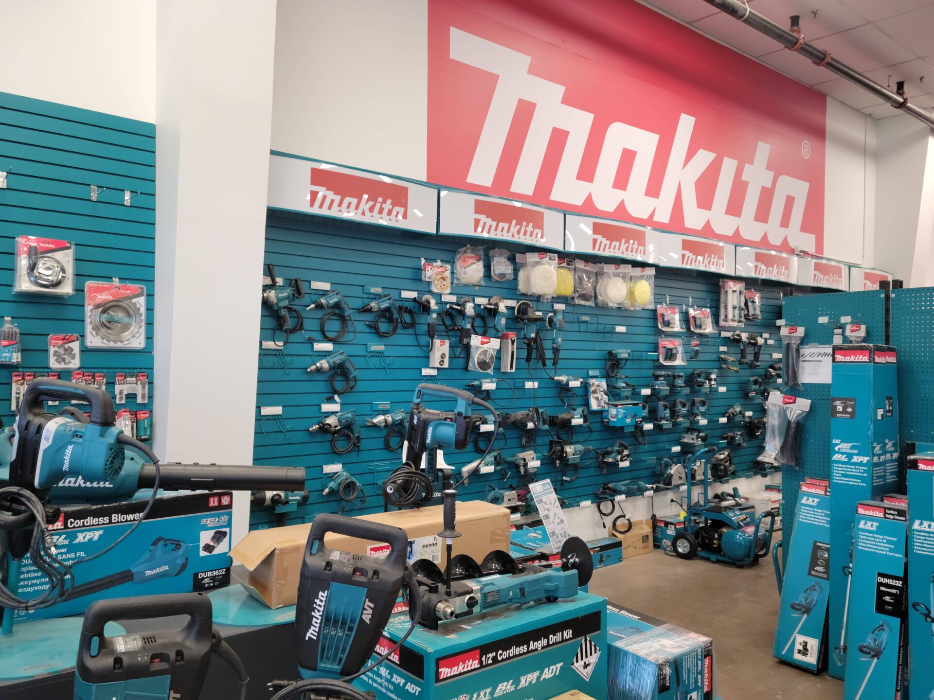 Makita store pic